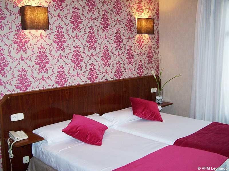 Hotel Sirimiri Bilbao Luaran gambar