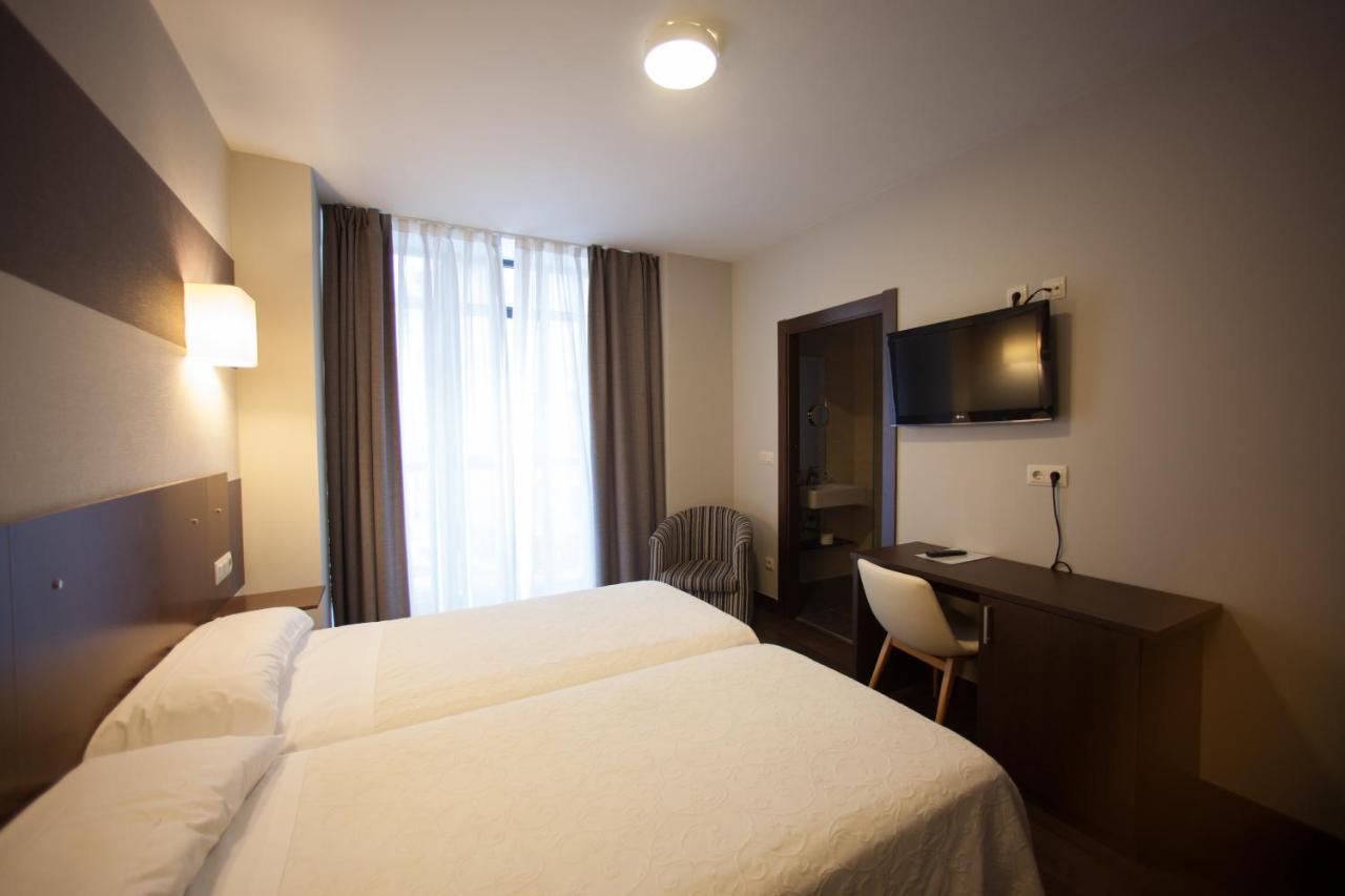 Hotel Sirimiri Bilbao Luaran gambar