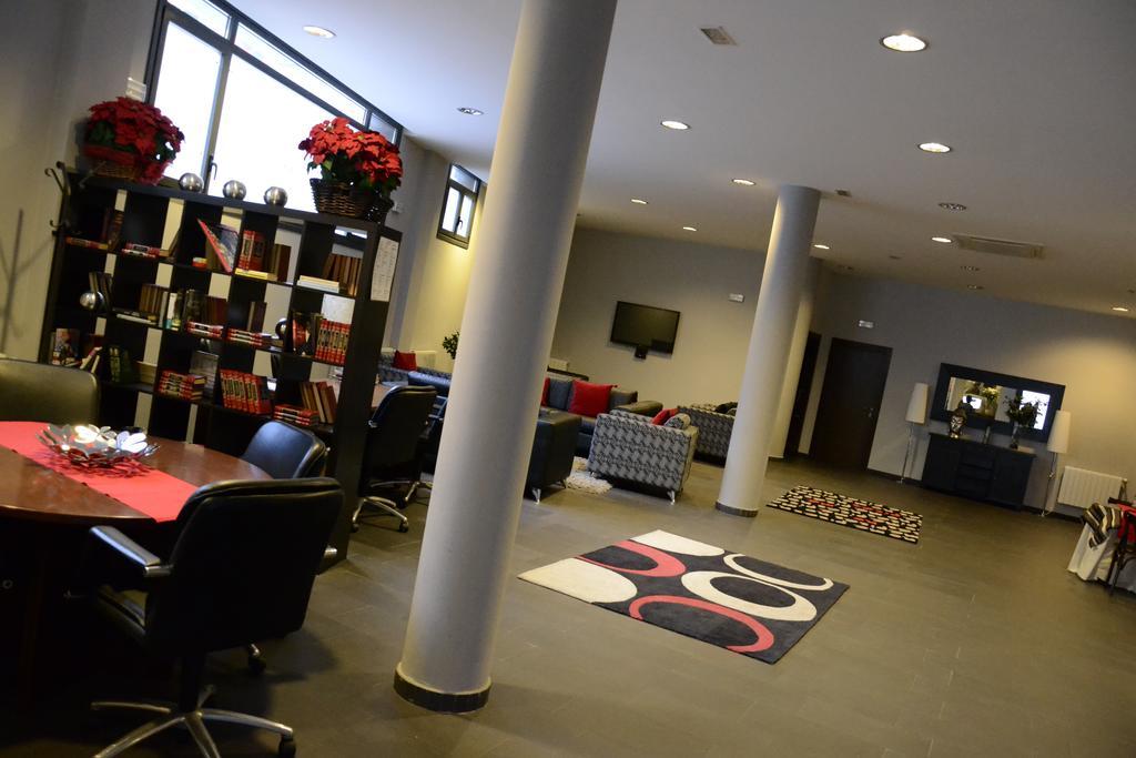 Hotel Sirimiri Bilbao Luaran gambar