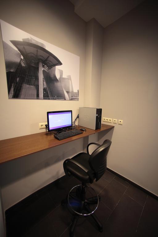 Hotel Sirimiri Bilbao Luaran gambar