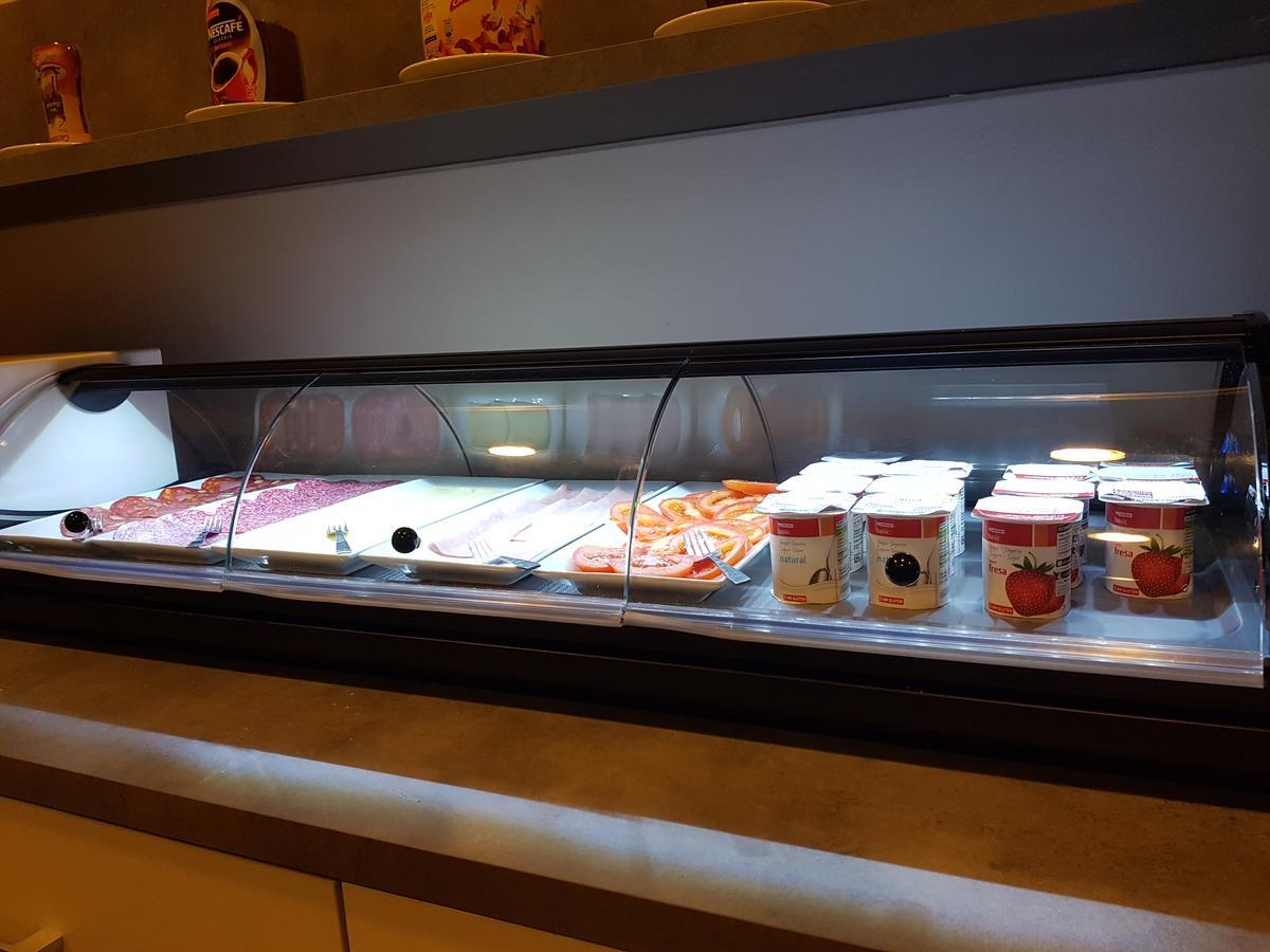 Hotel Sirimiri Bilbao Luaran gambar